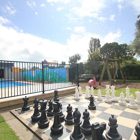 New Plymouth Top 10 Holiday Park エクステリア 写真